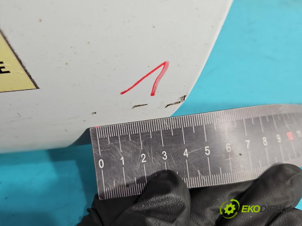 Citroen C4 I 2004-2011 1.6 hdi 90 hp manual 66,2 kW 1560 cm3 3- zadní kufrové dveře  (Zadní kapoty)