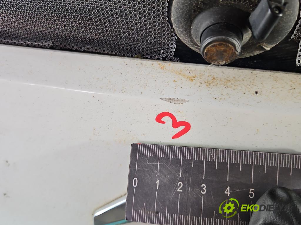 Citroen C4 I 2004-2011 1.6 hdi 90 hp manual 66,2 kW 1560 cm3 3- zadní kufrové dveře  (Zadní kapoty)