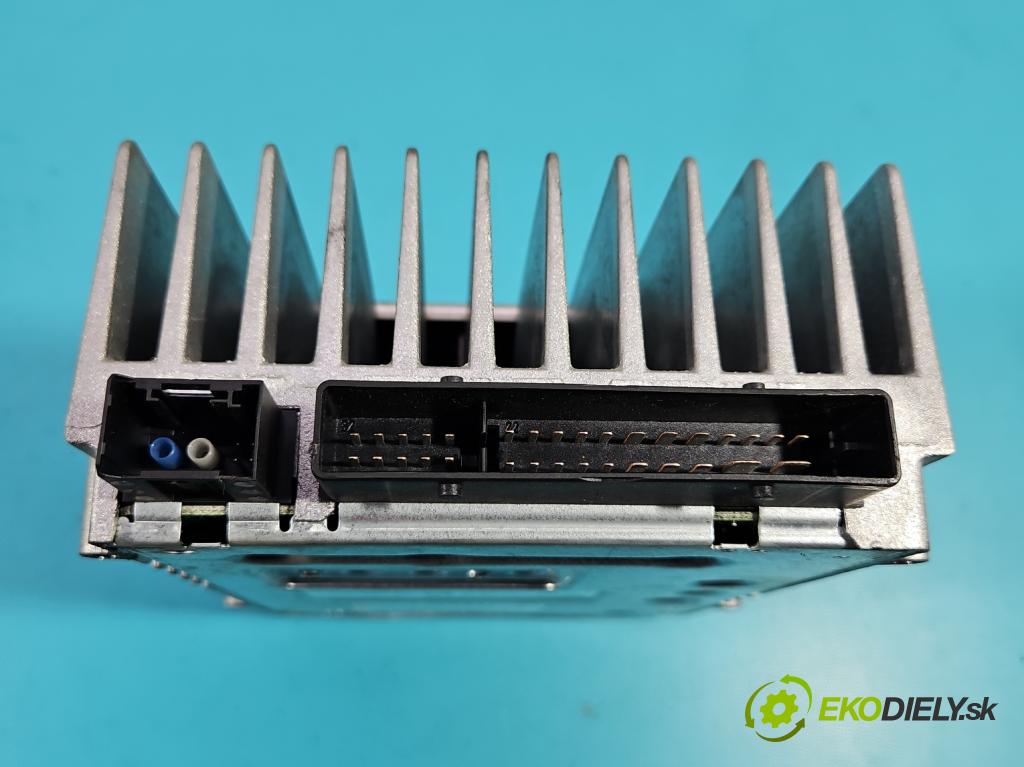 Mercedes R W251 2005-2013 3.5 V6 272 HP automatic 200 kW 3498 cm3 5- Zesilovač: A2518209589 (Zosilňovače)