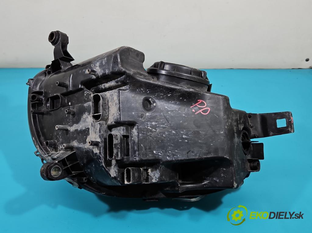 Mercedes R W251 2005-2013 3.5 V6 272 HP automatic 200 kW 3498 cm3 5- Reflektor: pravý  (Pravé)