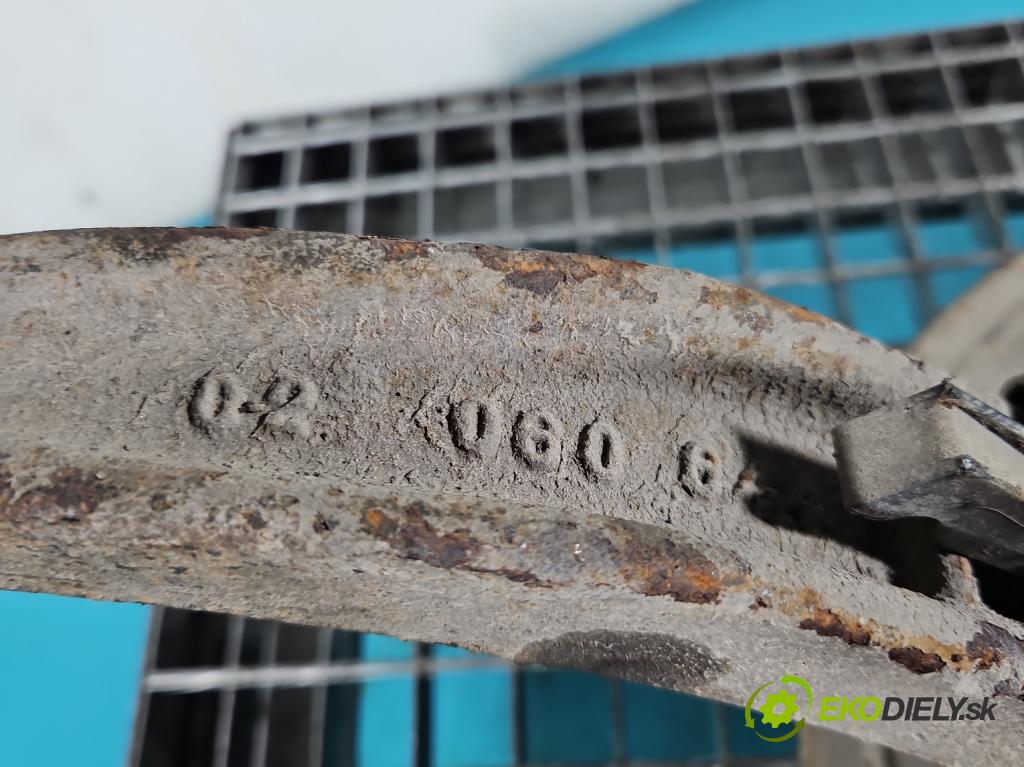 Mercedes R W251 2005-2013 3.5 V6 272 HP automatic 200 kW 3498 cm3 5- náboj ľavé (Náboje)