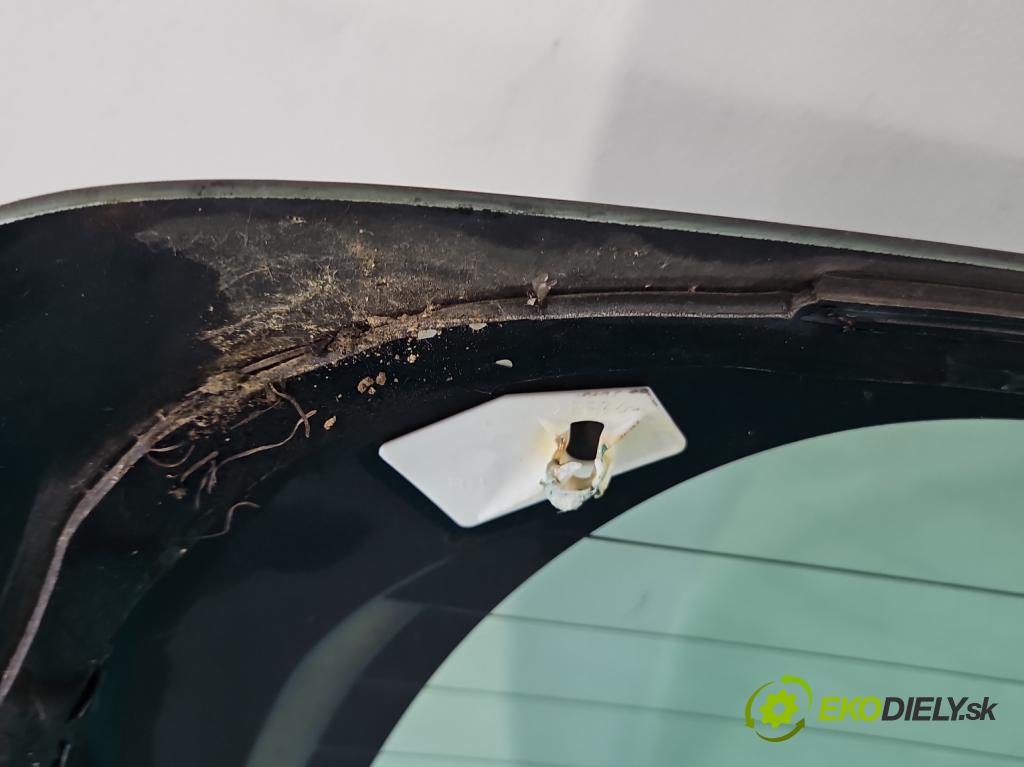 Toyota Yaris II 2005-2011 1.3 vvti 87 hp automatic 64 kW 1298 cm3 5- sklo zadní  (Okna zadní)