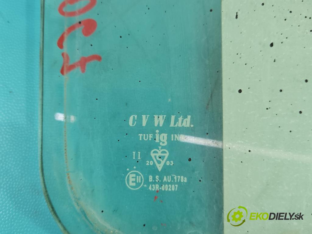 Johnston C40 2.8d 92 hp  68 kW 2776 cm3 5- sklo zadní  (Okna zadní)