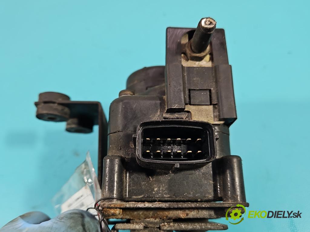 Hyundai Coupe II 2001-2008 2.0 16V 143 HP manual 105 kW 1975 cm3 3- Tempomat:  (Ostatné)