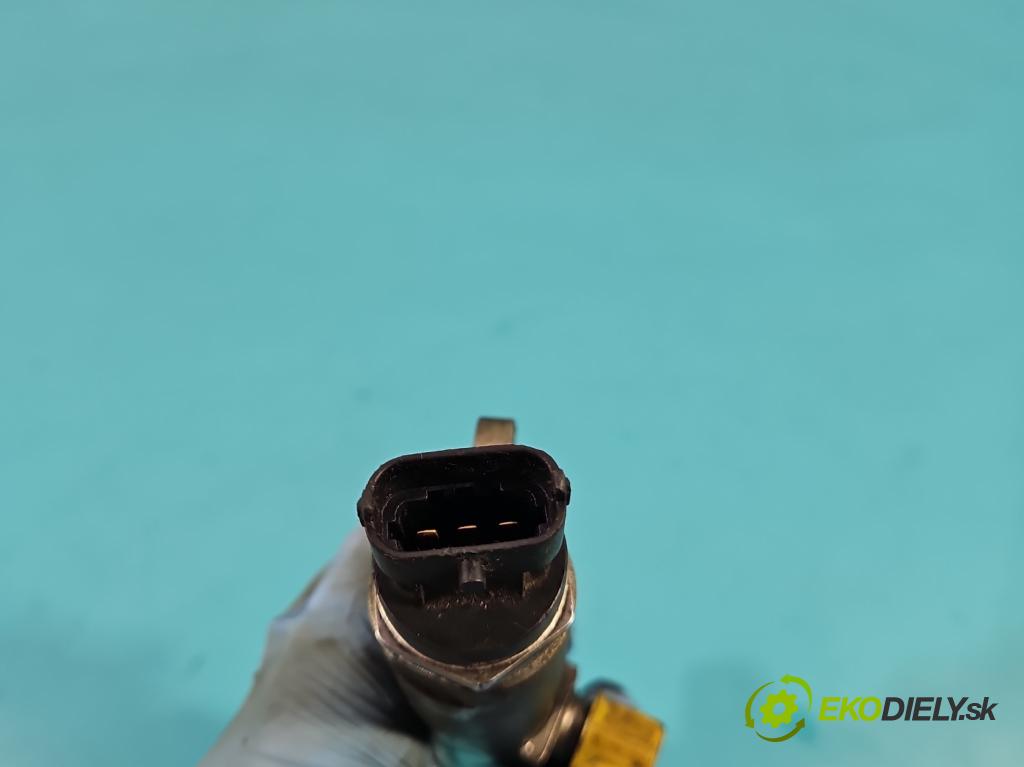 Opel Vectra C 2002-2008 1.9 cdti 150 HP manual 110 kW 1910 cm3 5- lišta vstrekovacia 0445214057 (Vstrekovacie lišty)