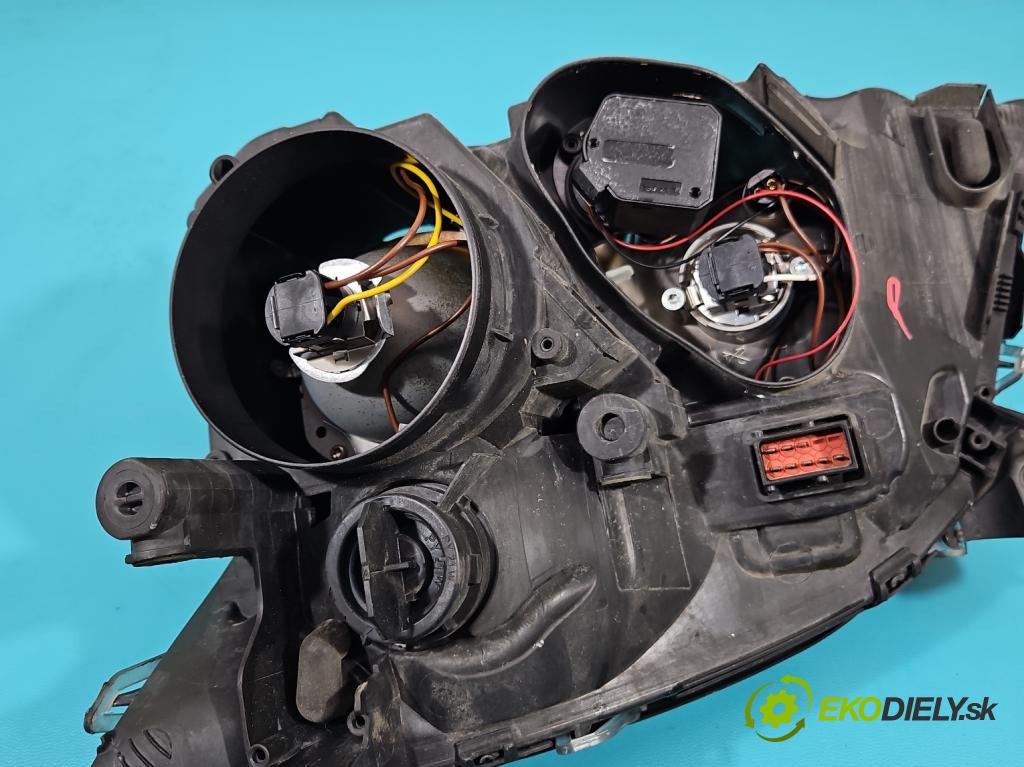 Opel Vectra C 2002-2008 1.9 cdti 150 HP manual 110 kW 1910 cm3 5- Reflektor: pravý  (Pravé)