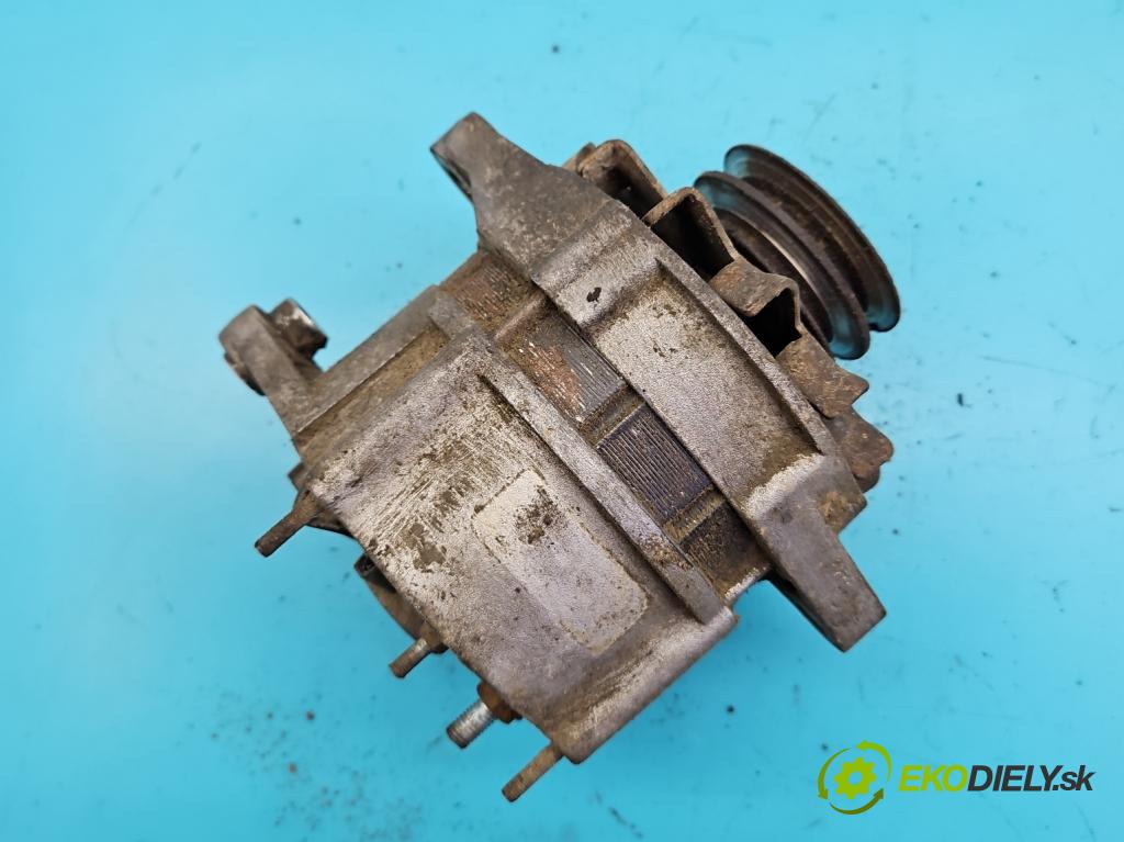 Johnston C40 2.8d 92 HP 68 kW 2776 cm3 5- Alternator (Alternátory)
