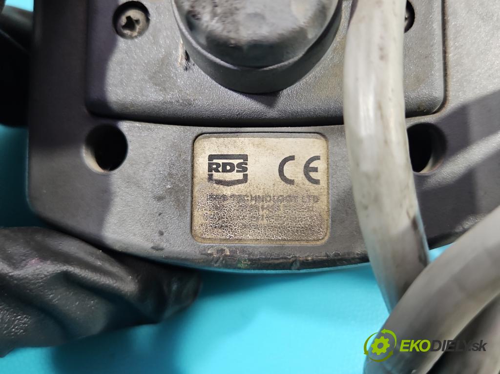 Johnston C40 2.8d 92 HP 68 kW 2776 cm3 5- prístrojovka/ budíky (Prístrojové dosky, displeje)