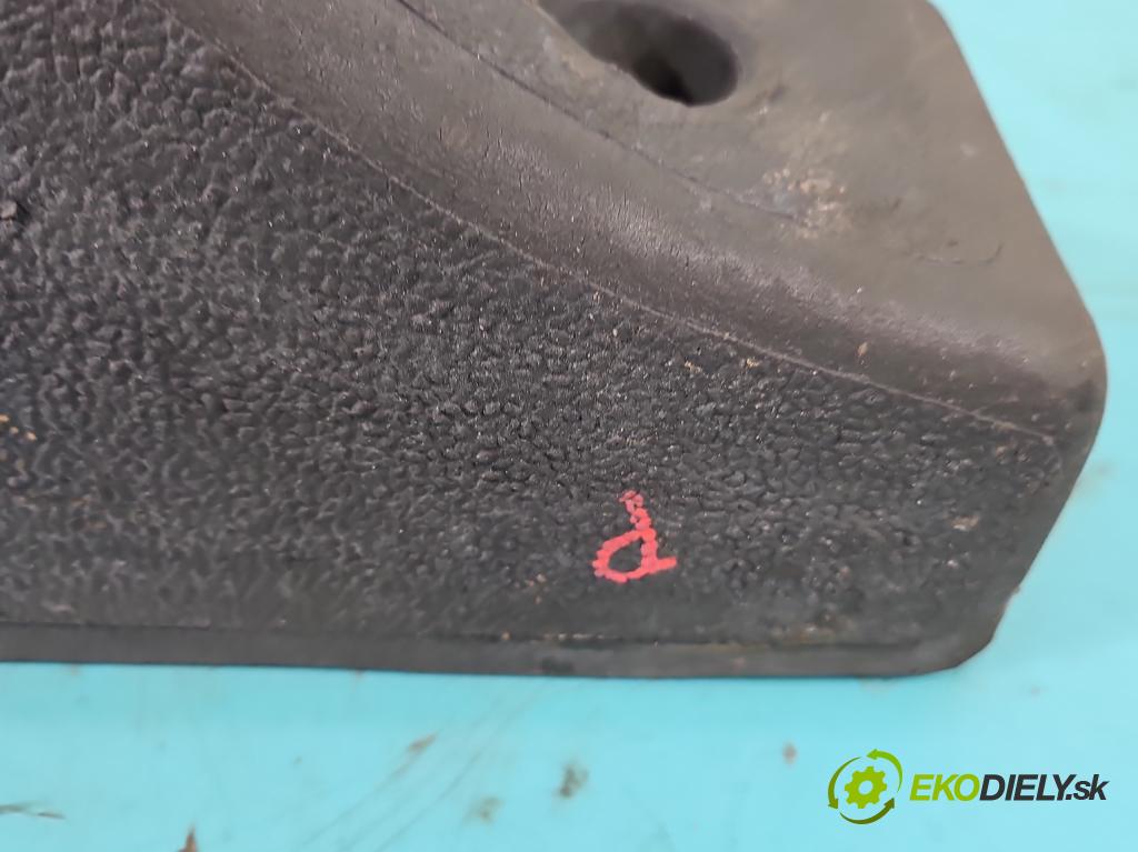 Johnston C40 2.8d 92 HP  68 kW 2776 cm3 5- vyrovnávacia pamäť: