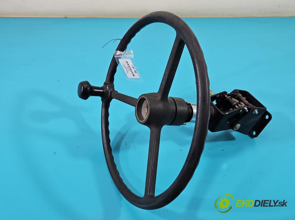 Johnston C40 2.8d 92 HP  68 kW 2776 cm3 5- volant  (Volanty)