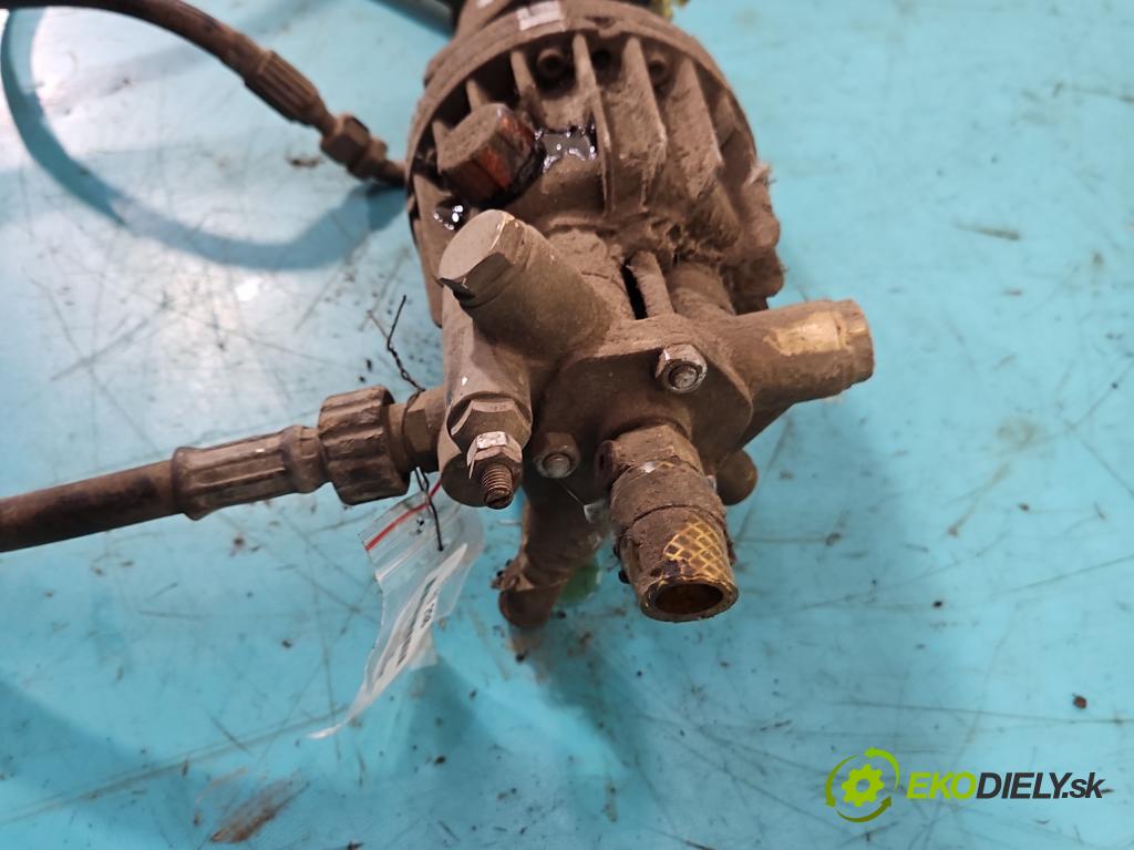 Johnston C40 2.8d 92 HP  68 kW 2776 cm3 5- pompa ostatné