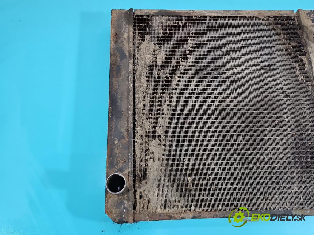 Johnston C40 2.8d 92 hp  68 kW 2776 cm3 5- Chladič vody  (Chladiče vody)