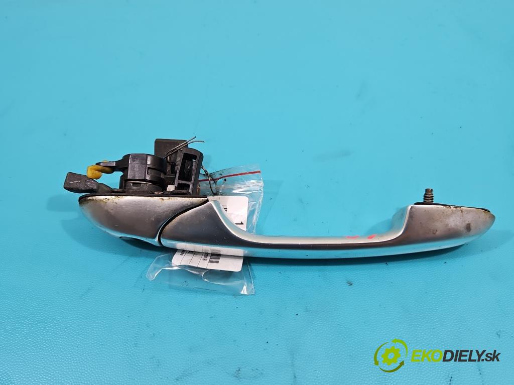 Alfa romeo 147 1.9 jtd 116 HP manual 85 kW 1910 cm3 3- rukoväť predné ľavé mimo:  (Vonkajšie predné ľavé)