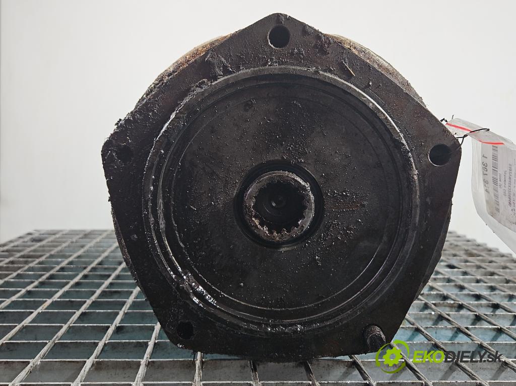Johnston C40 2.8d 92 hp 68 kW 2776 cm3 5- obal 21G2209HD