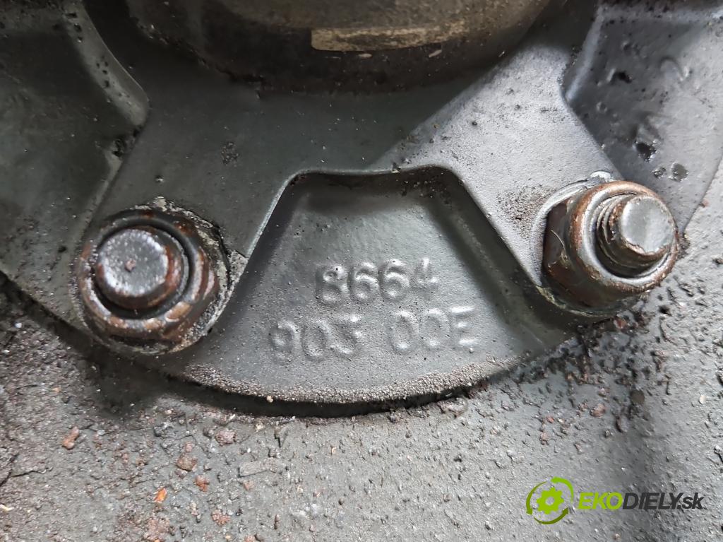 Johnston C40 2.8d 92 hp  68 kW 2776 cm3 5- obal 866490300E