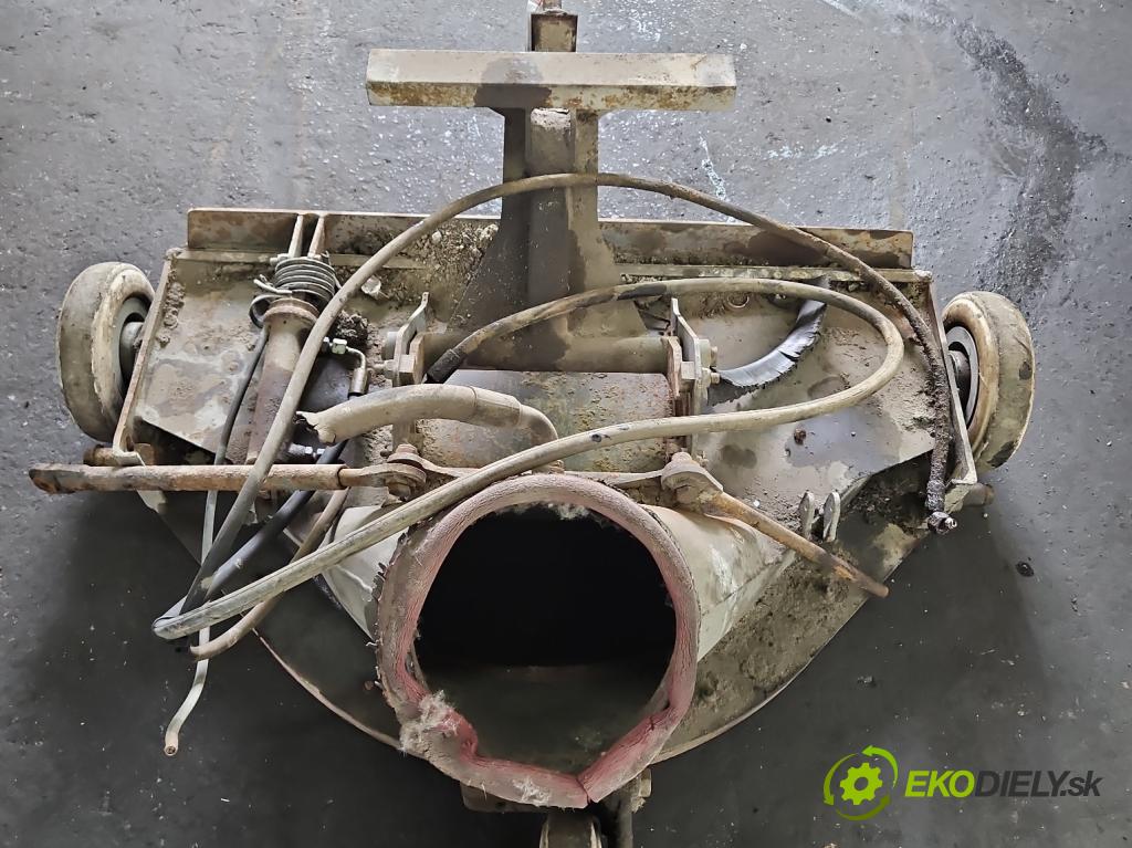 Johnston C40 2.8d 92 hp 68 kW 2776 cm3 5- obal
