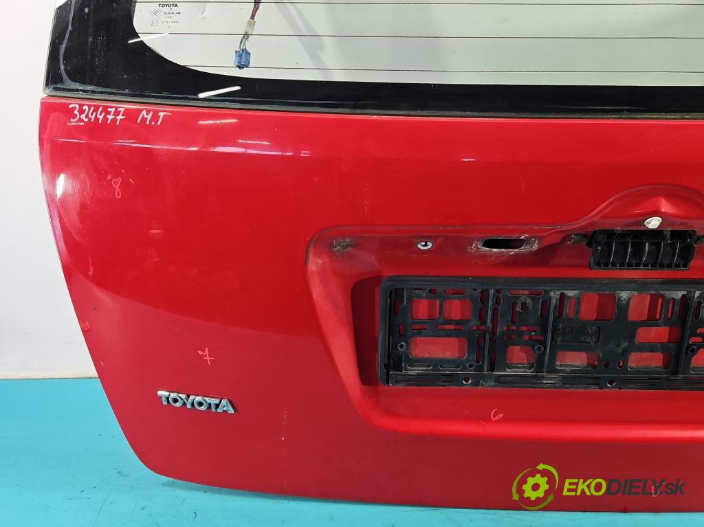 Toyota Corolla E12 2001-2009 1.4 D4D 90 hp manual 66 kW 1364 cm3 5- zadní kufrové dveře (Zadní kapoty)