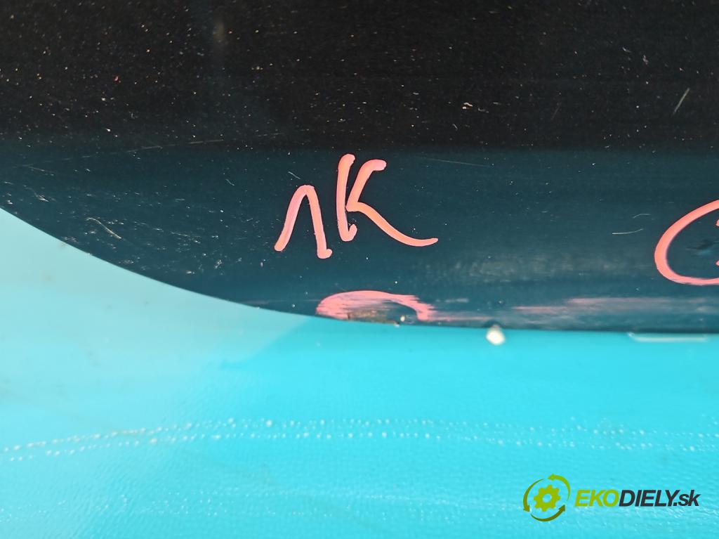 Skoda Roomster 1.4 tdi 69KM manual 51 kW 1422 cm3 5- dvere zadné pravé  (Kľučka dverí ostatné)