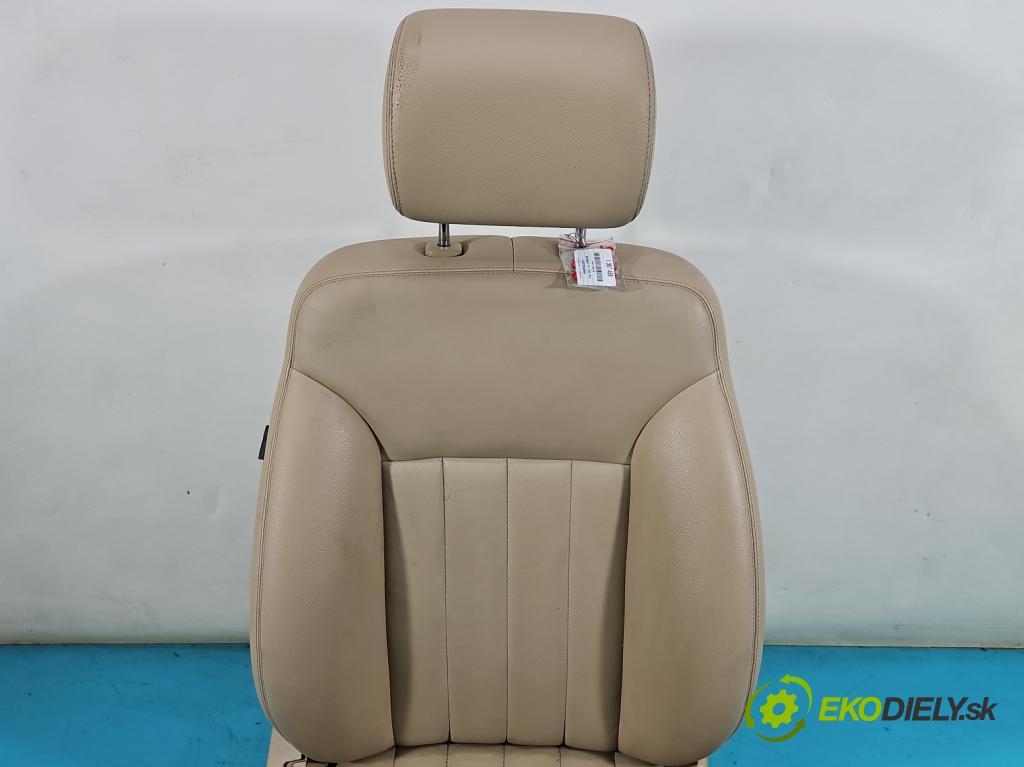 Mercedes R W251 2005-2013 5.0 V8 306KM automatic 225 kW 4966 cm3 5- Sedačka pravý  (Sedačky, sedadlá)