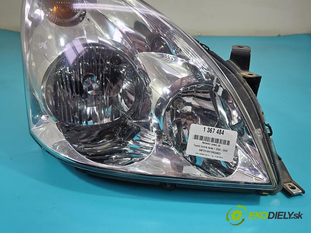 Toyota Corolla Verso II 2004-2009 2.0 D4D 116 HP manual 85 kW 1995 cm3 5- Reflektor: pravý  (Pravé)