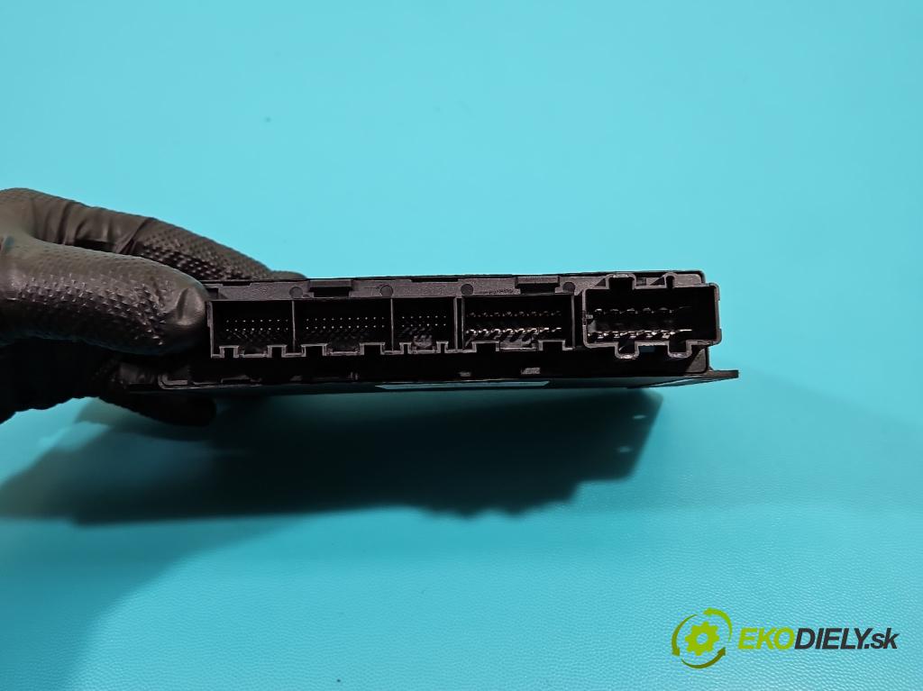 Audi A4 B7 2004-2008 2.0 20V 131 HP manual 96 kW 1984 cm3 4- modul riadiaca jednotka 8E0959433BP (Ostatné)