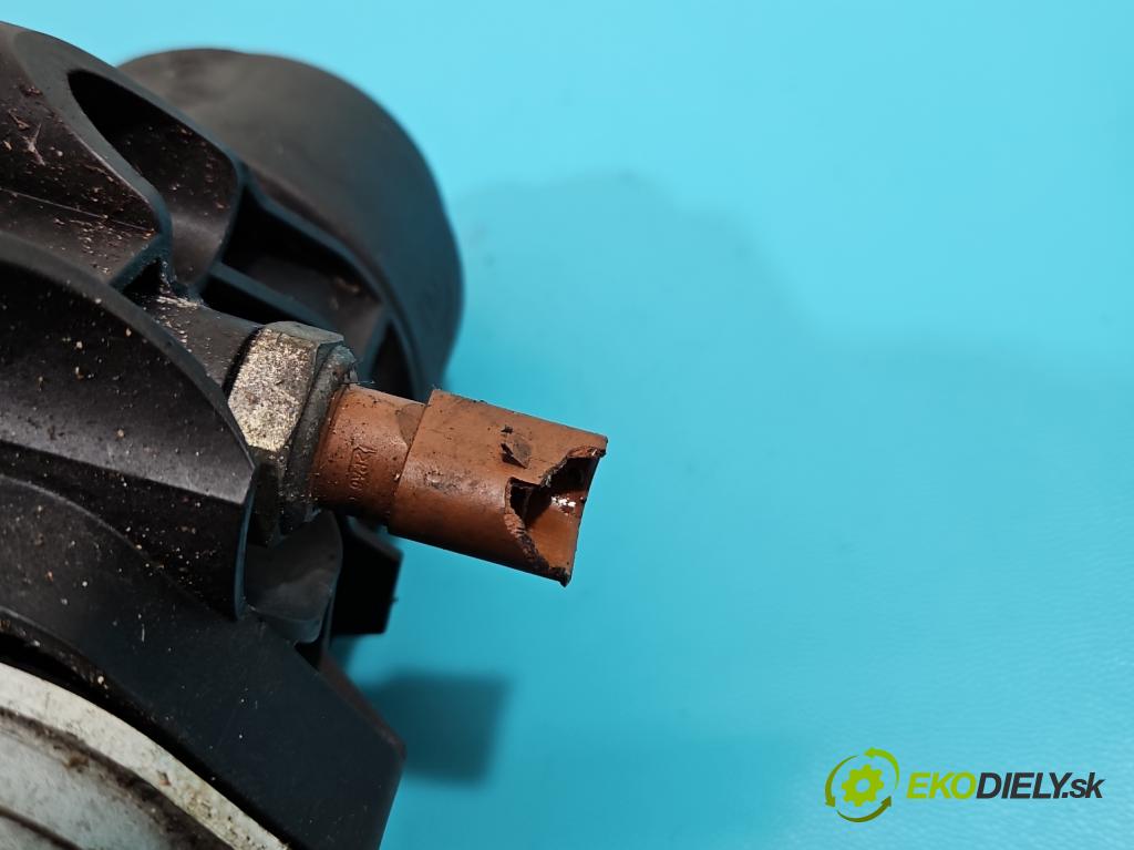 Vw Passat B8 2014 - 2.0 tdi 239KM automatic 176 kW 1968 cm3 5- Základ: filtra oleja: 03N117021 (Obaly filtrov oleja)