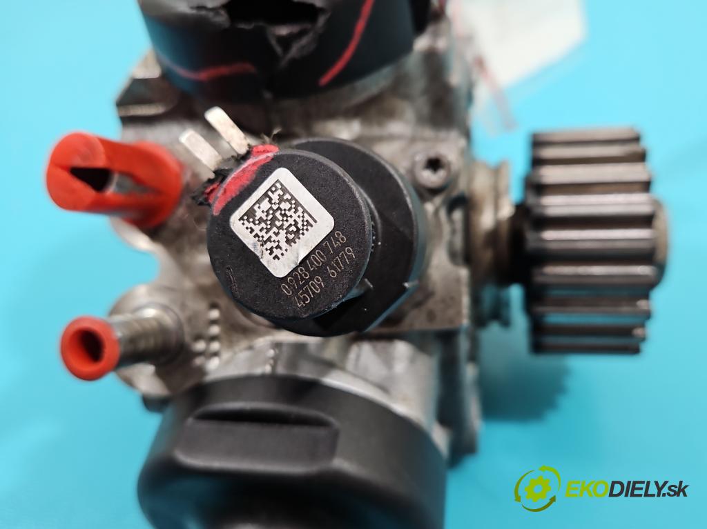 Vw Passat B8 2014 - 2.0 tdi 239KM automatic 176 kW 1968 cm3 5- čerpadlo vstrekovacia 03N130755A (Vstrekovacie čerpadlá)