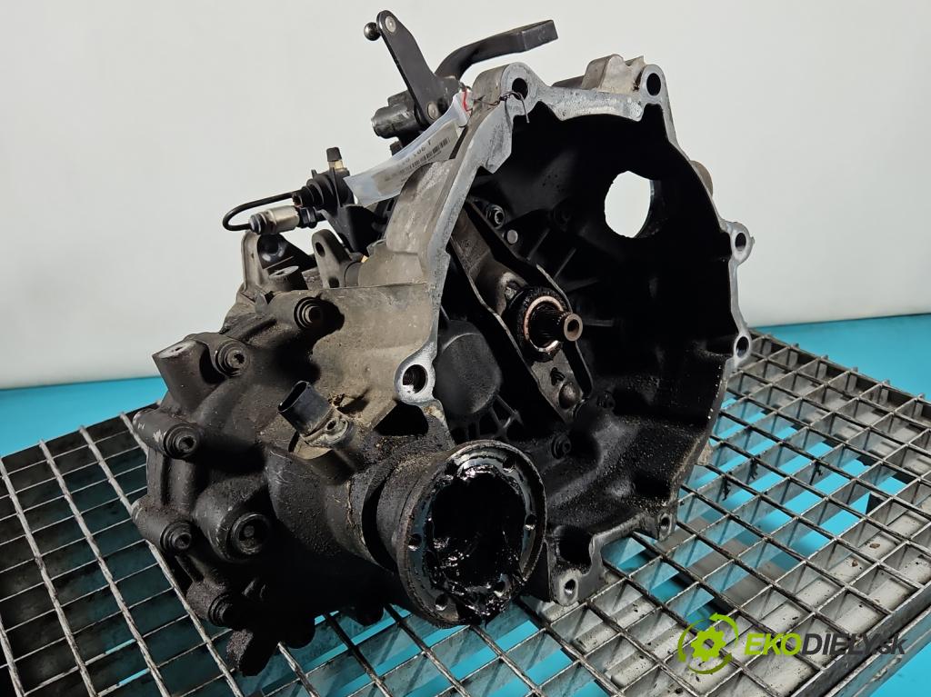 Audi A2 1.4 16V 75 HP manual 55 kW 1390 cm3 5- prevodovka stupeň,rýchlosť manual EYX