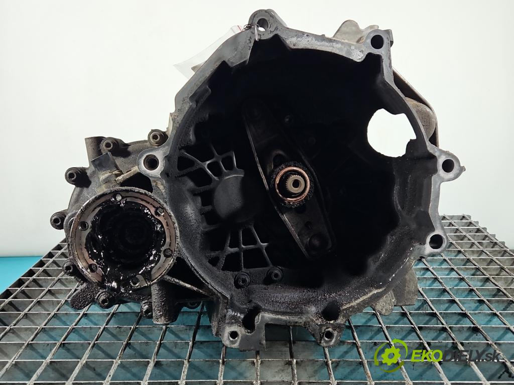Audi A2 1.4 16V 75 HP manual 55 kW 1390 cm3 5- prevodovka stupeň,rýchlosť manual EYX
