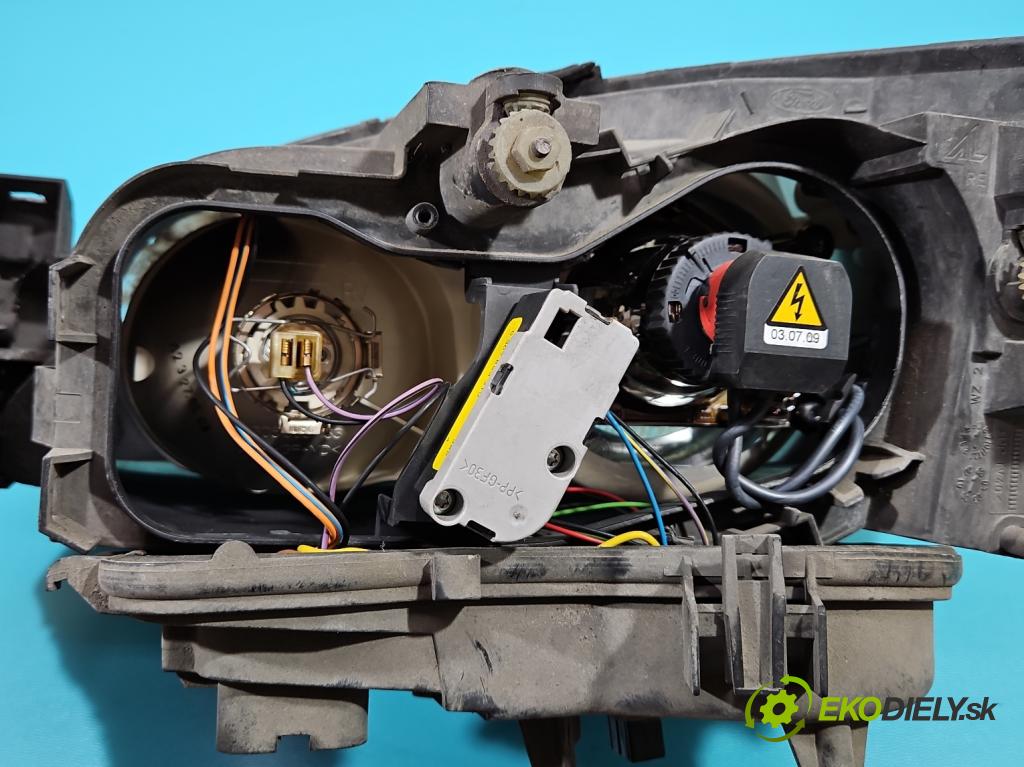 Ford Mondeo Mk3 2000-2007 2.0 tdci 131 HP manual 96 kW 1988 cm3 5- Reflektor: pravý 1305235545 (Pravé)