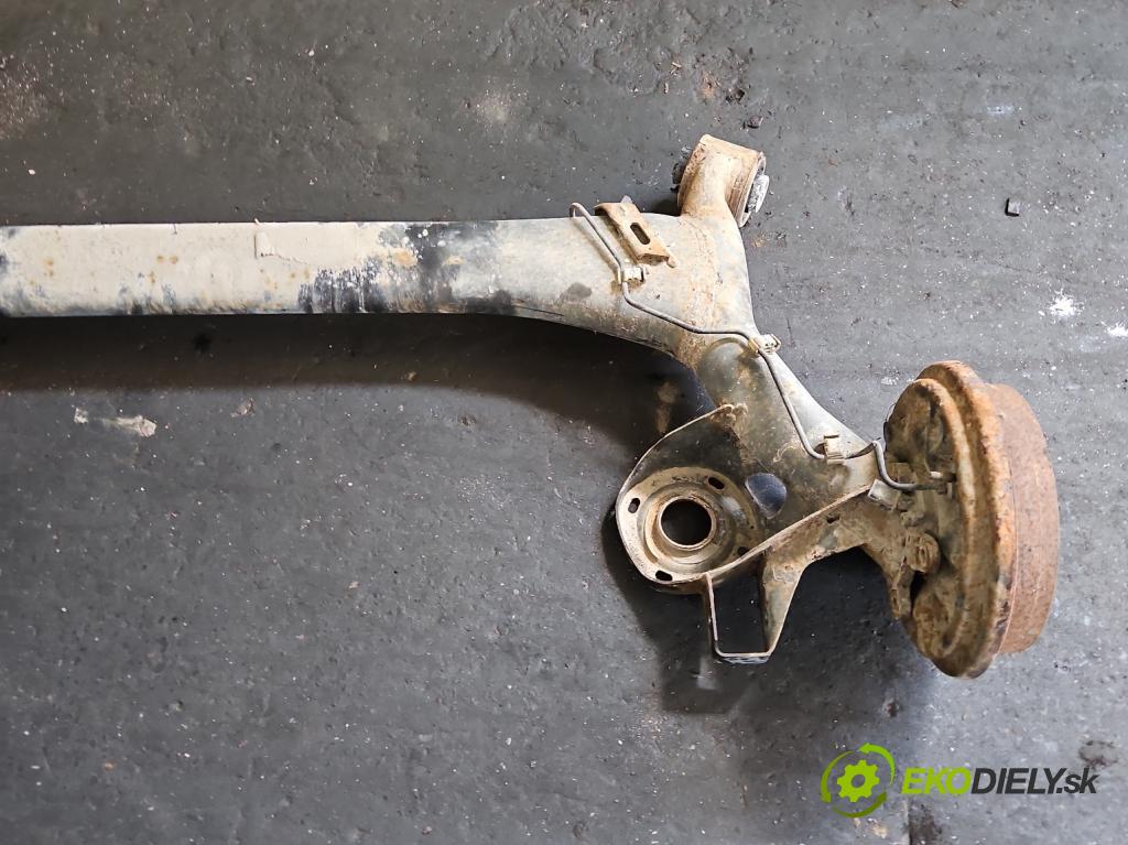 Vw Fox 1.4 tdi 69KM manual 51 kW 1422 cm3 3- zadní výztuha  (Výztuhy zadní)