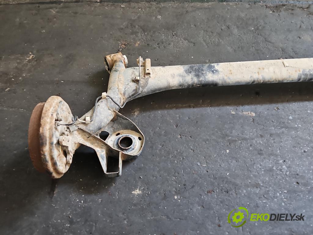 Vw Fox 1.4 tdi 69KM manual 51 kW 1422 cm3 3- zadní výztuha  (Výztuhy zadní)