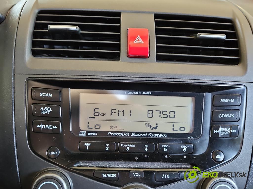 Honda Accord VII 2002-2008 2.2 i-CTDi 140 HP manual 103 kW 2204 cm3 5- Radio originál 39175-SED-G230-M1