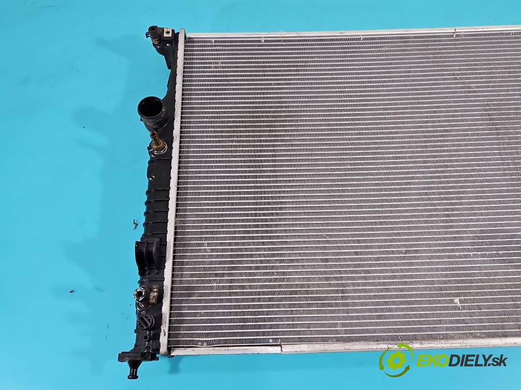 Mercedes R W251 2005-2013 5.0 V8 306KM automatic 225 kW 4966 cm3 5- chladič voda:  (Chladiče vody)