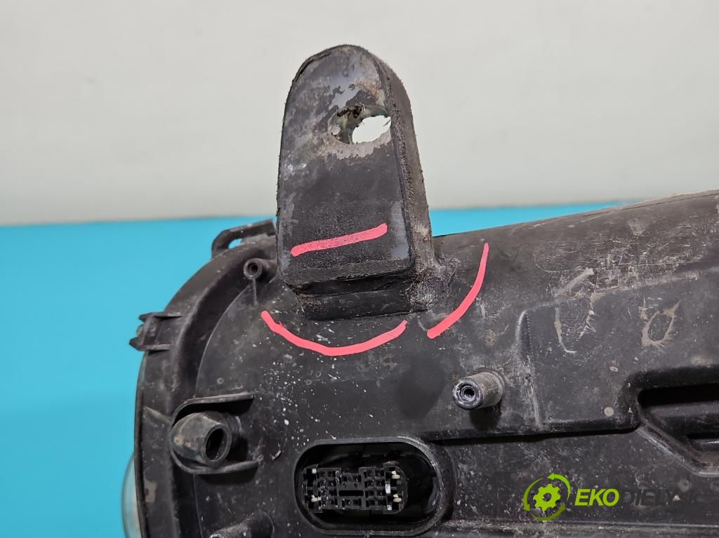 Mercedes R W251 2005-2013 5.0 V8 306KM automatic 225 kW 4966 cm3 5- Reflektor: pravý  (Pravé)