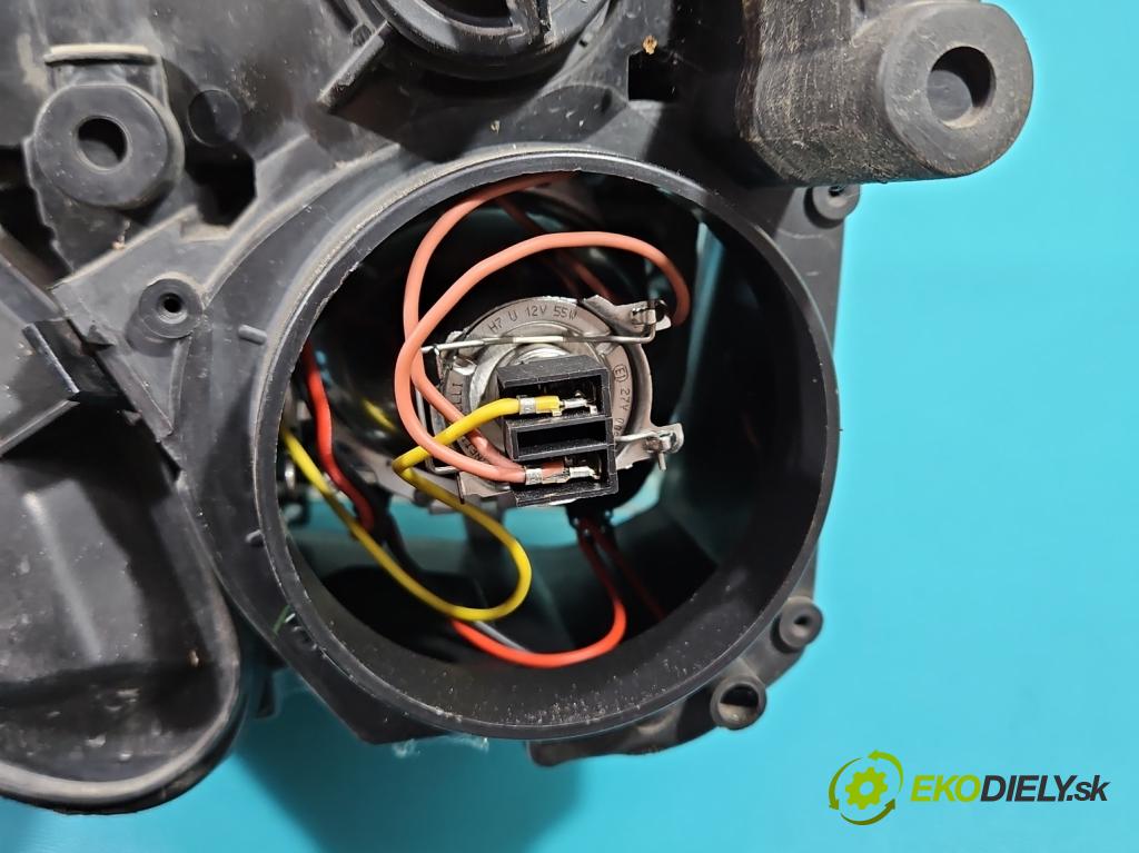 Opel Vectra C 2002-2008 2.0 dti 101 HP manual 74 kW 1995 cm3 4- Reflektor: pravý  (Pravé)