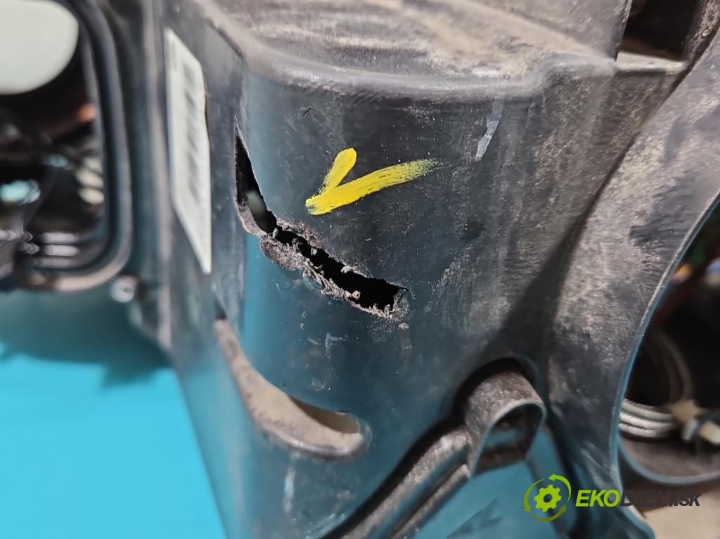 Bmw X5 E70 2006-2013 3.0 T 306KM automatic 225 kW 2979 cm3 5- Reflektor: pravý 7294606 (Pravé)