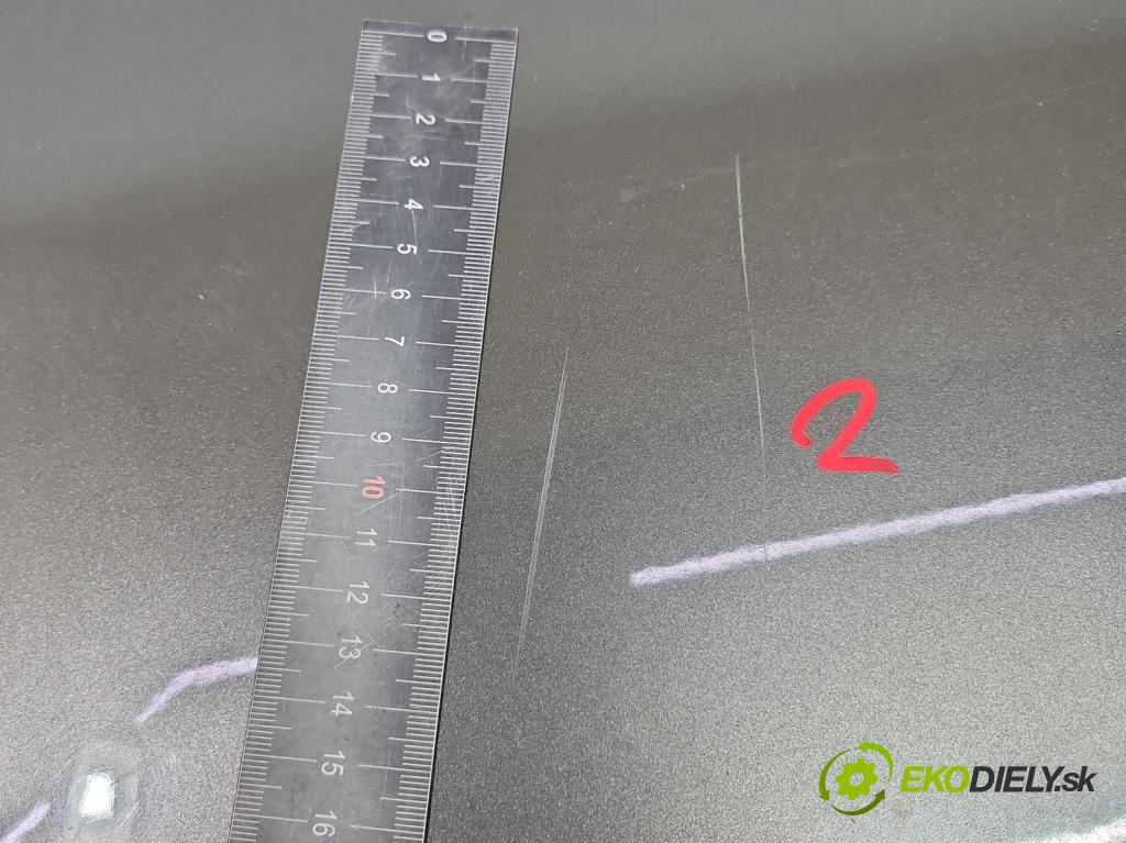 Toyota Camry VI 2001-2006 2.4 VVti 152KM automatic 112 kW 2362 cm3 4- zadní kufrové dveře  (Zadní kapoty)