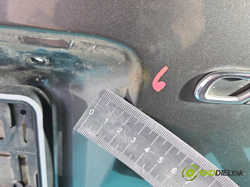 Toyota Camry VI 2001-2006 2.4 VVti 152KM automatic 112 kW 2362 cm3 4- zadní kufrové dveře  (Zadní kapoty)