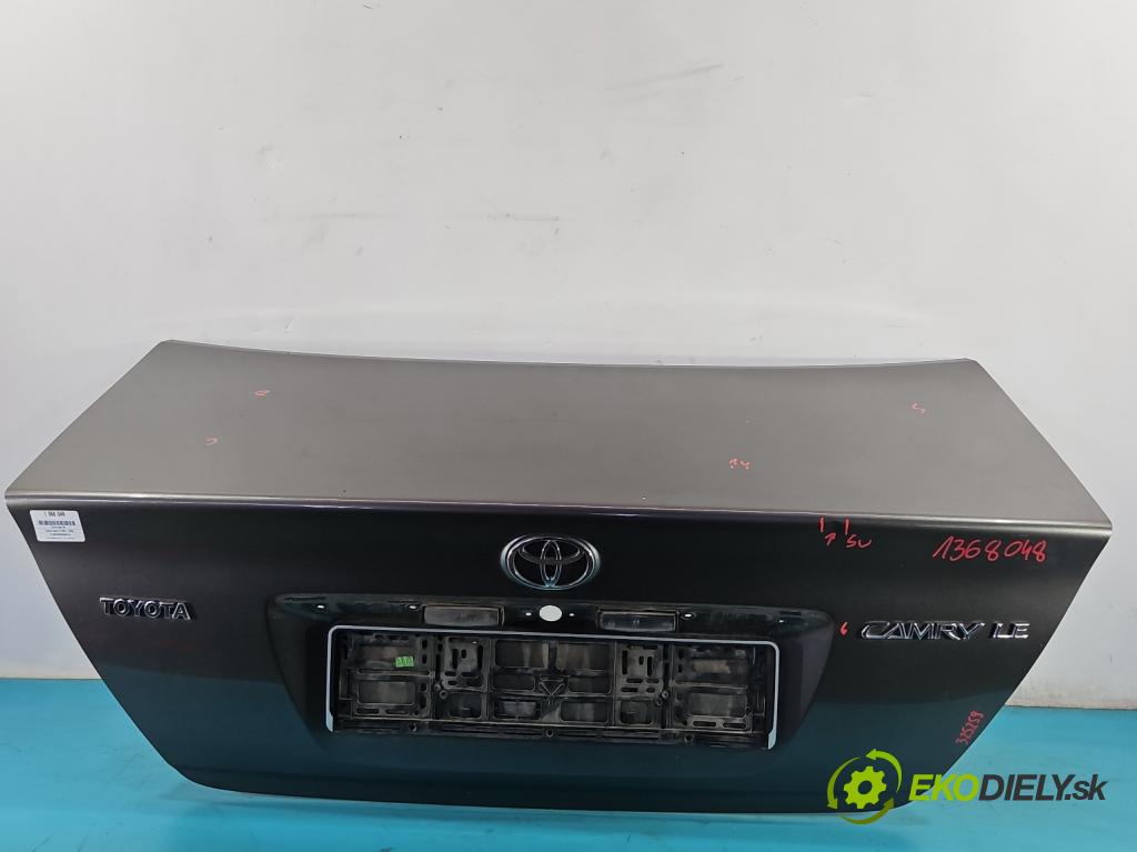 Toyota Camry VI 2001-2006 2.4 VVti 152KM automatic 112 kW 2362 cm3 4- zadní kufrové dveře  (Zadní kapoty)