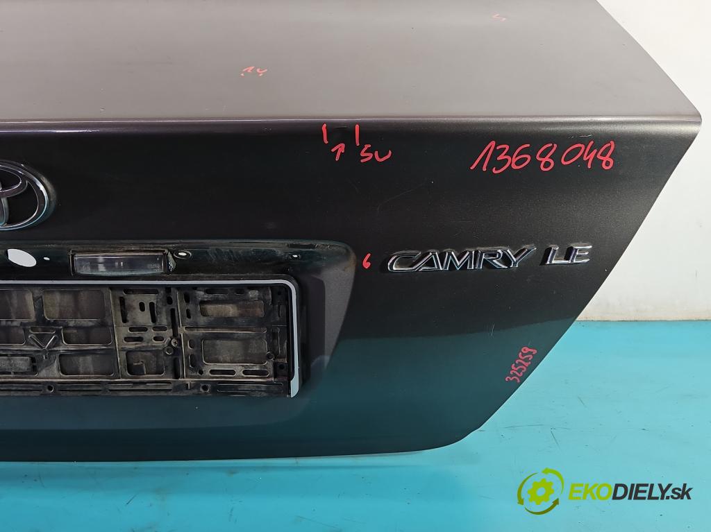 Toyota Camry VI 2001-2006 2.4 VVti 152KM automatic 112 kW 2362 cm3 4- zadní kufrové dveře  (Zadní kapoty)