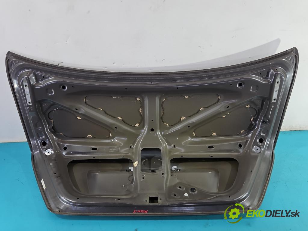 Toyota Camry VI 2001-2006 2.4 VVti 152KM automatic 112 kW 2362 cm3 4- zadní kufrové dveře  (Zadní kapoty)