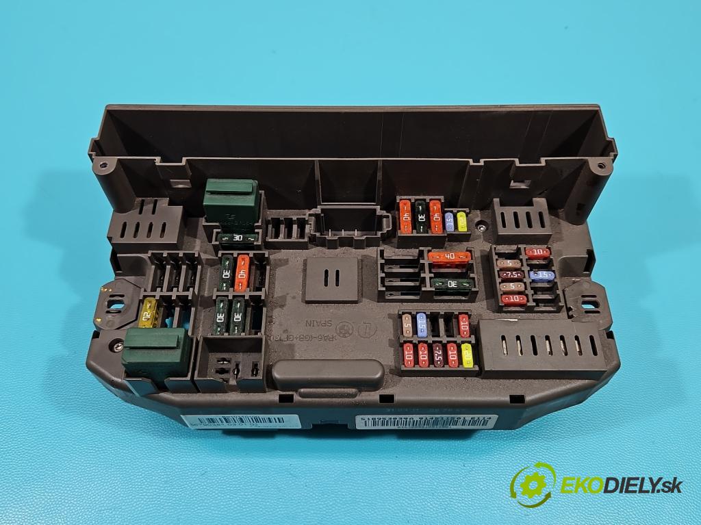 Bmw X5 E70 2006-2013 3.0 T 306KM automatic 225 kW 2979 cm3 5- skříňka pojistková 66790381 (Pojistkové skříňky)