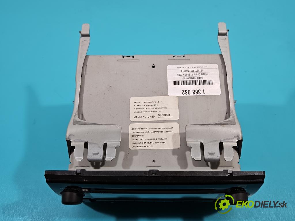 Toyota Camry VI XV30 2001-2006 2.4 VVti: 152KM automatic 112 kW 2362 cm3 4- Radio originál 86120-AA050