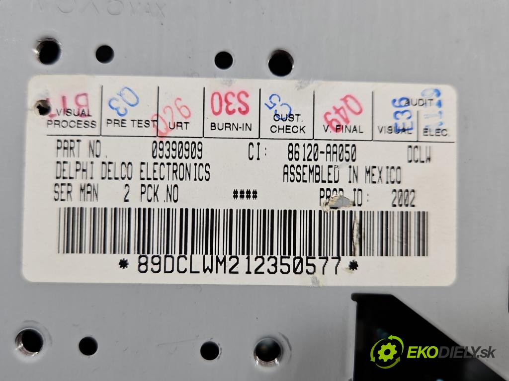 Toyota Camry VI XV30 2001-2006 2.4 VVti: 152KM automatic 112 kW 2362 cm3 4- Radio originál 86120-AA050