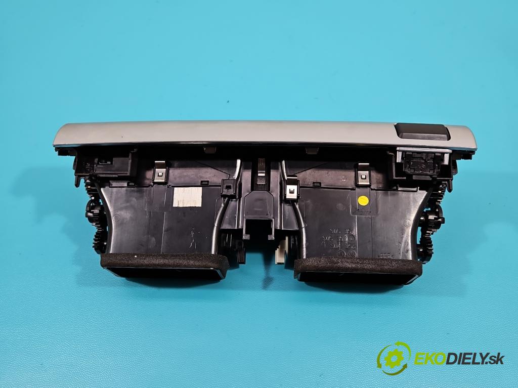 Bmw X5 E70 2006-2013 3.0 T 306KM automatic 225 kW 2979 cm3 5- Mřížka: kúrenia stredová 9210705 (Mriežky kúrenia (fukáre))