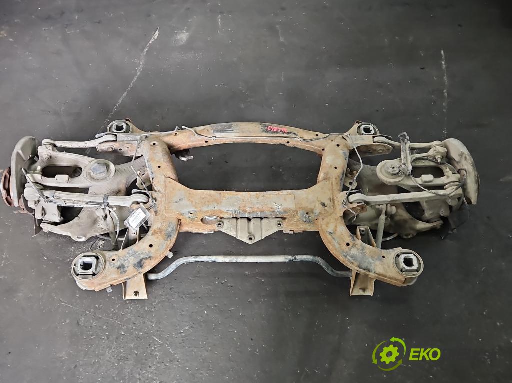 Bmw X5 E70 2006-2013 3.0 T 306KM automatic 225 kW 2979 cm3 5- zadní výztuha  (Výztuhy zadní)