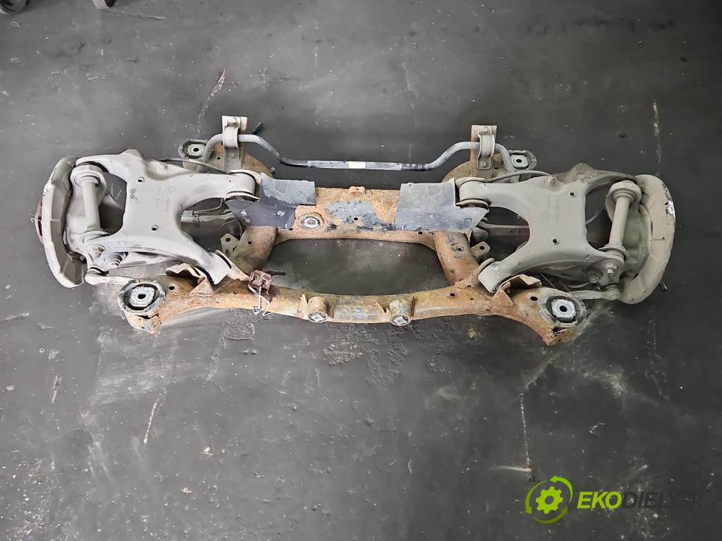 Bmw X5 E70 2006-2013 3.0 T 306KM automatic 225 kW 2979 cm3 5- zadní výztuha  (Výztuhy zadní)