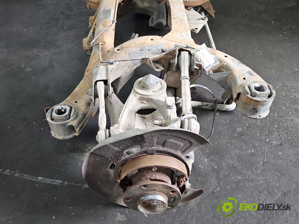 Bmw X5 E70 2006-2013 3.0 T 306KM automatic 225 kW 2979 cm3 5- zadní výztuha  (Výztuhy zadní)