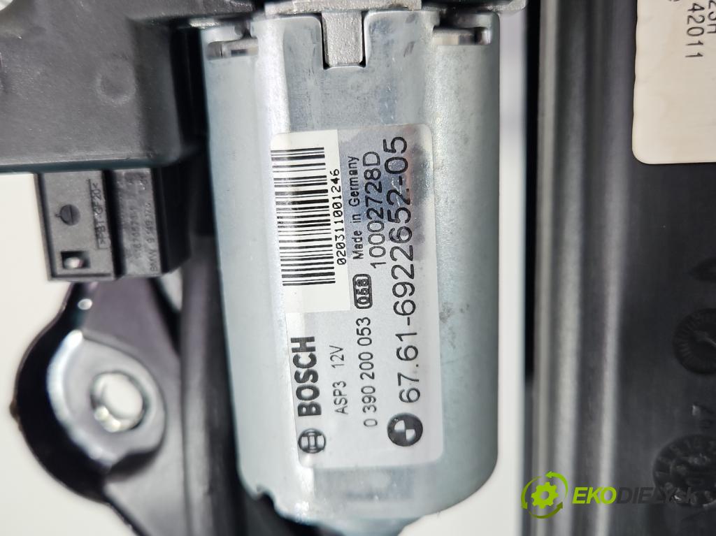 Bmw X5 E70 2006-2013 3.0 T 306KM automatic 225 kW 2979 cm3 5- Střešní okno: 7198757 (Okna karoserie)